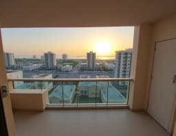 عرض الصورة 2
